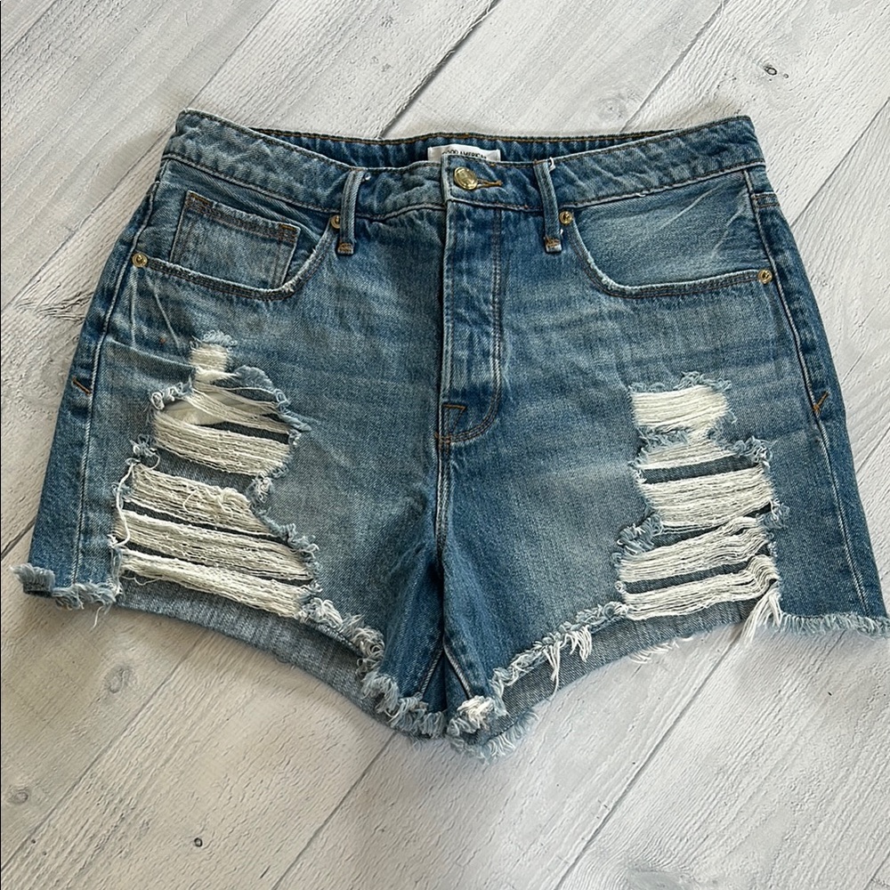 Good American Bombshell Distressed Denim Jean Short Size‎ 6/28